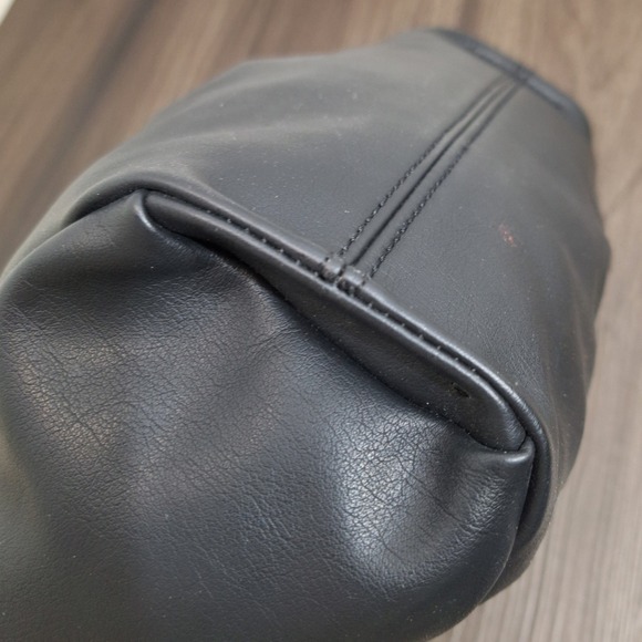 Simply Vera Vera Wang Black Ruched Faux Leather Hobo Bag SV Logo Handbag - Picture 10 of 11